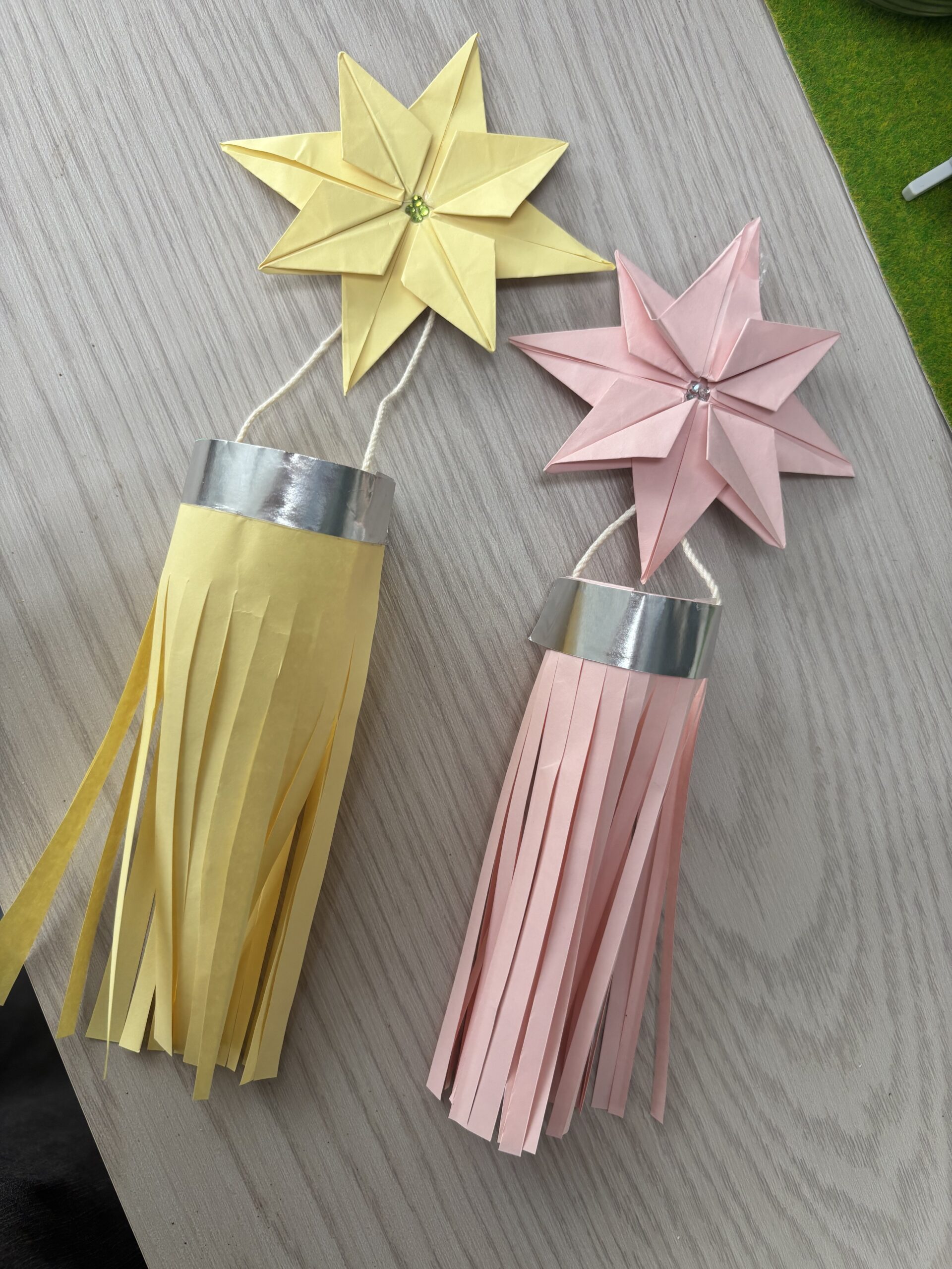 「手助け」「協力」で作る